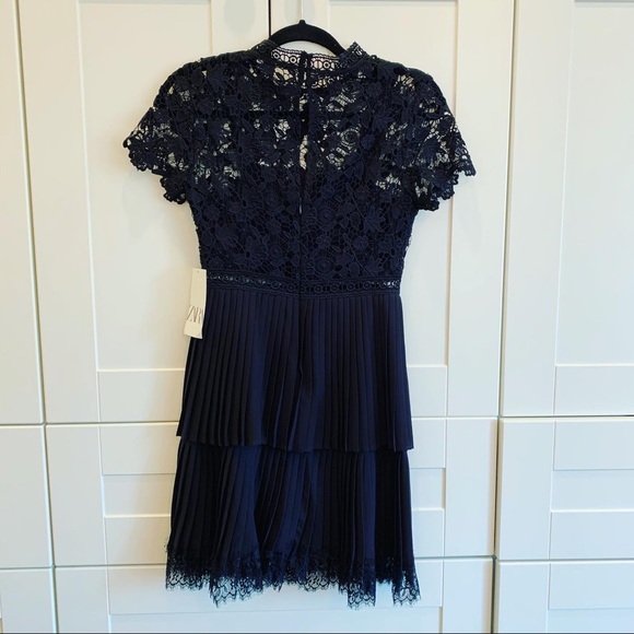 Zara dress - Picture 2 of 2